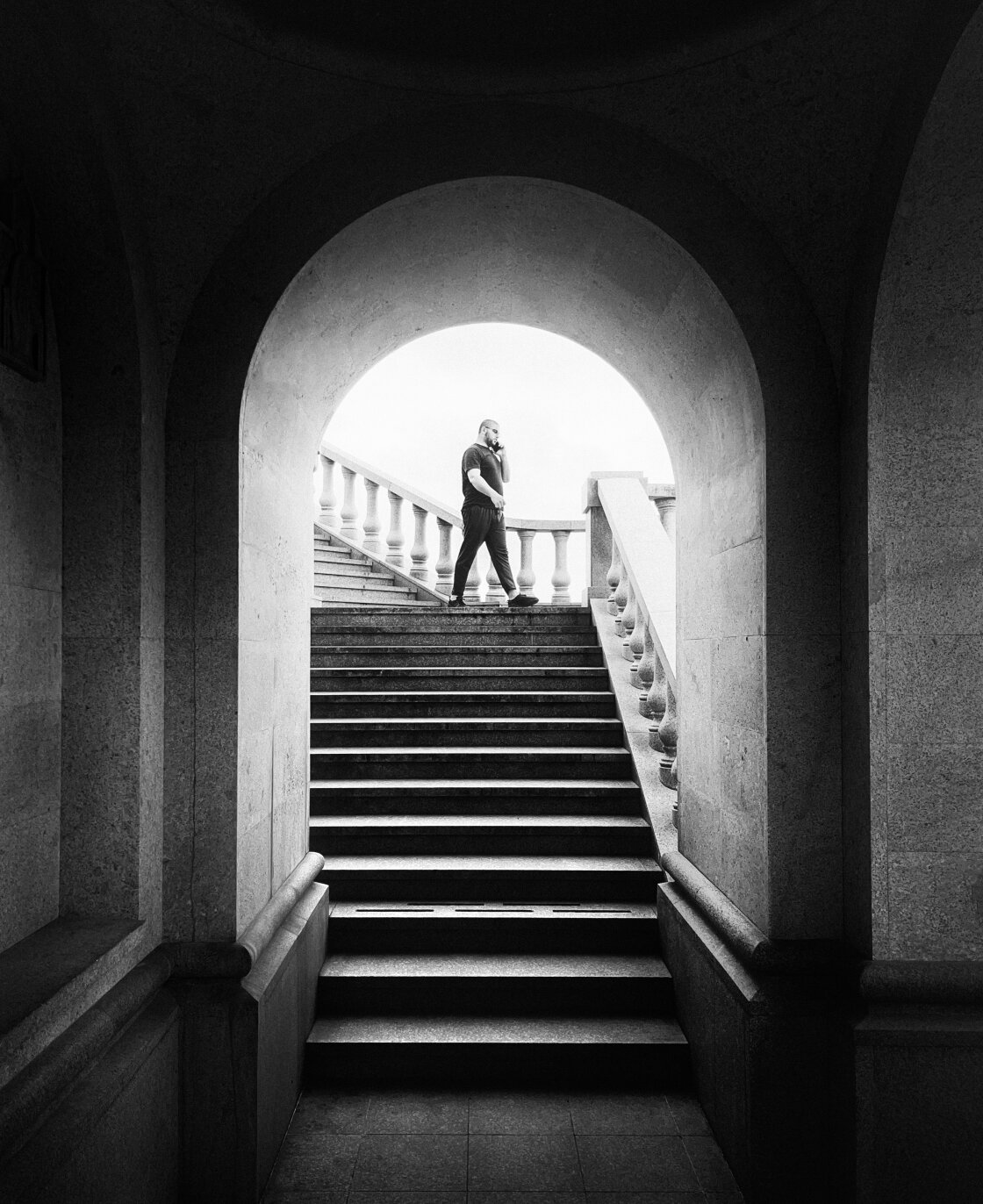 black and white street photography with iPhone no script