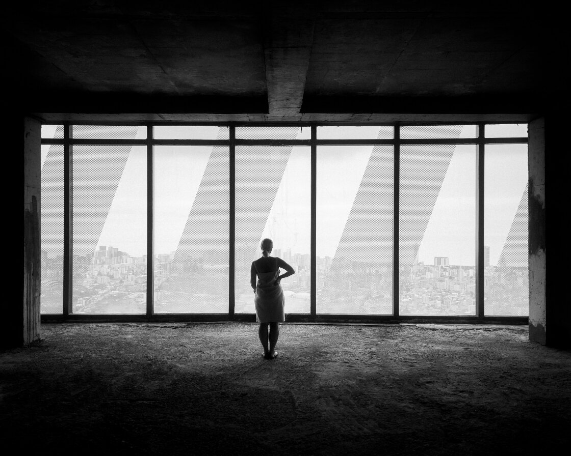 black and white street photography with iPhone no script