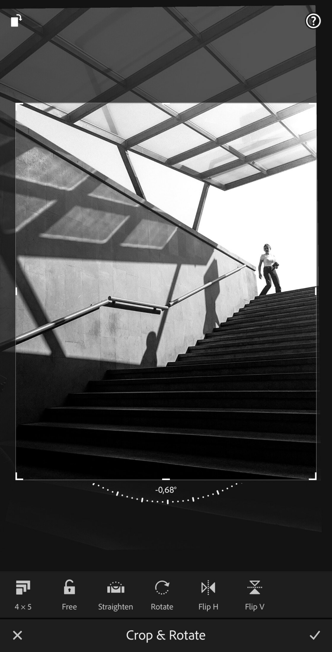 black and white street photography with iPhone no script
