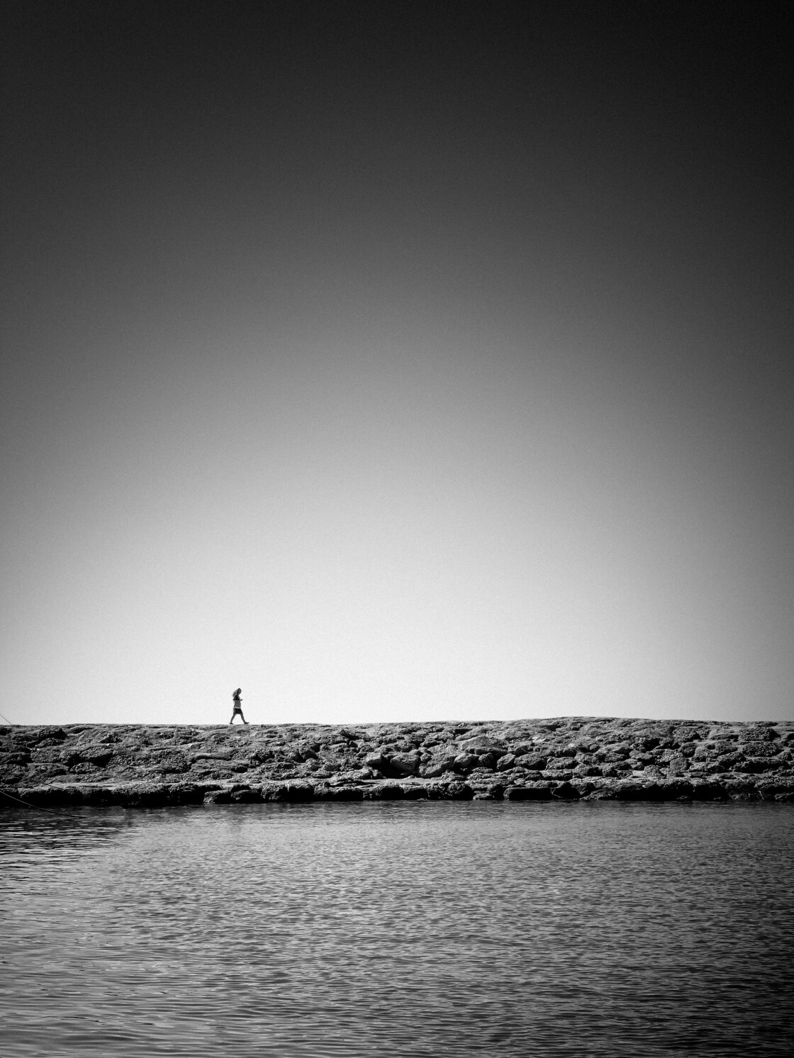 black and white street photography with iPhone no script