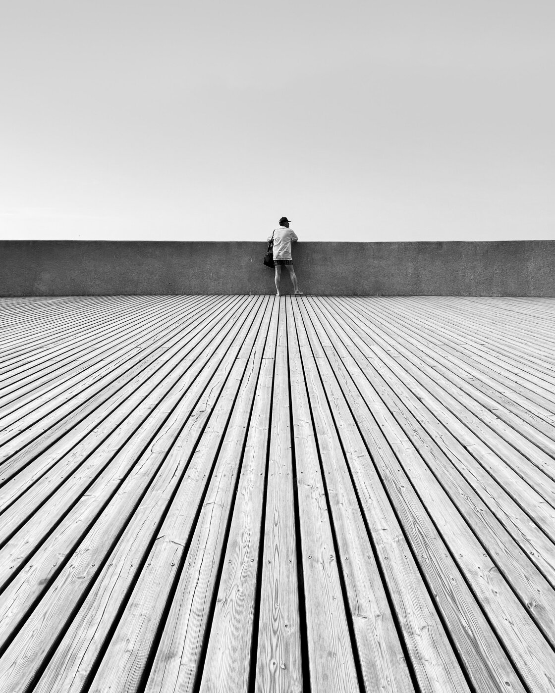 black and white street photography with iPhone no script