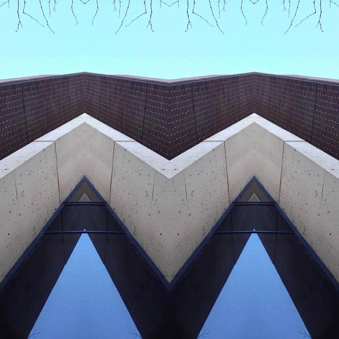 Symmetry iPhone Photography 34 no script